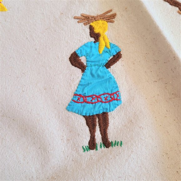 Caribbean hand stitched applique and embroidered folk art tablecloth. - Picture 8 of 11